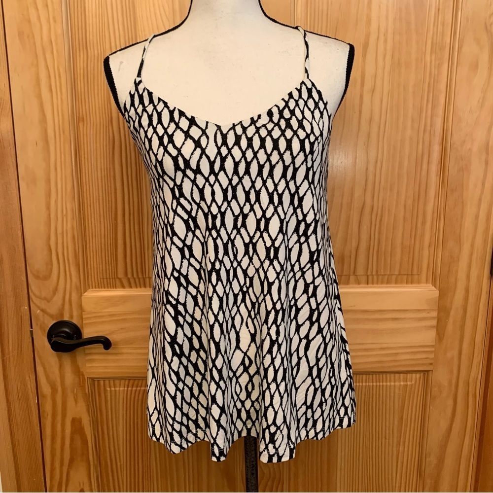 TART Black and White Geometric Racer Back Top